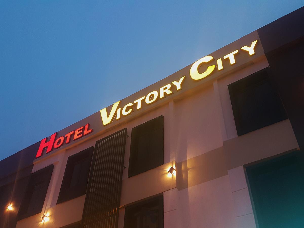 Hotel Zamburger Victory City Johor Bahru Luaran gambar